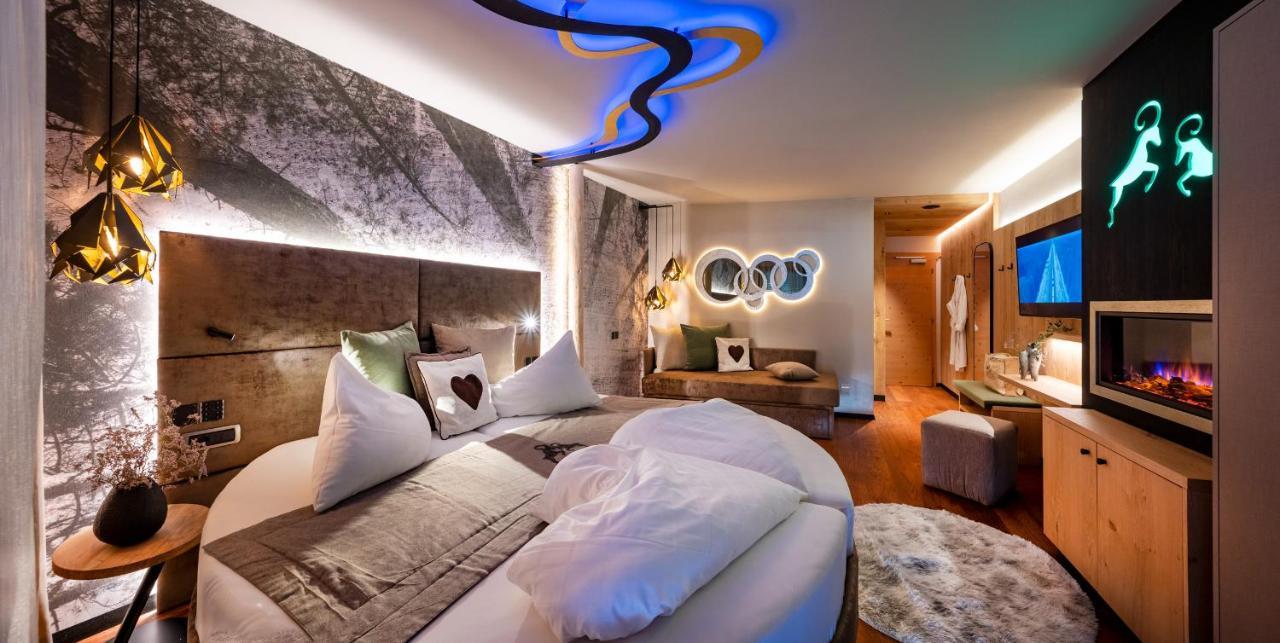 Abinea Dolomiti Romantic Spa Castelrotto Exteriör bild