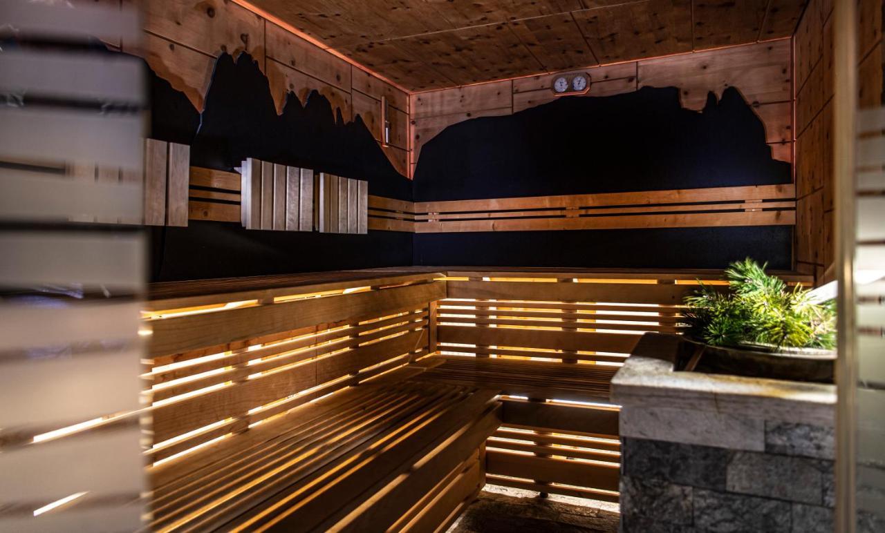Abinea Dolomiti Romantic Spa Castelrotto Exteriör bild
