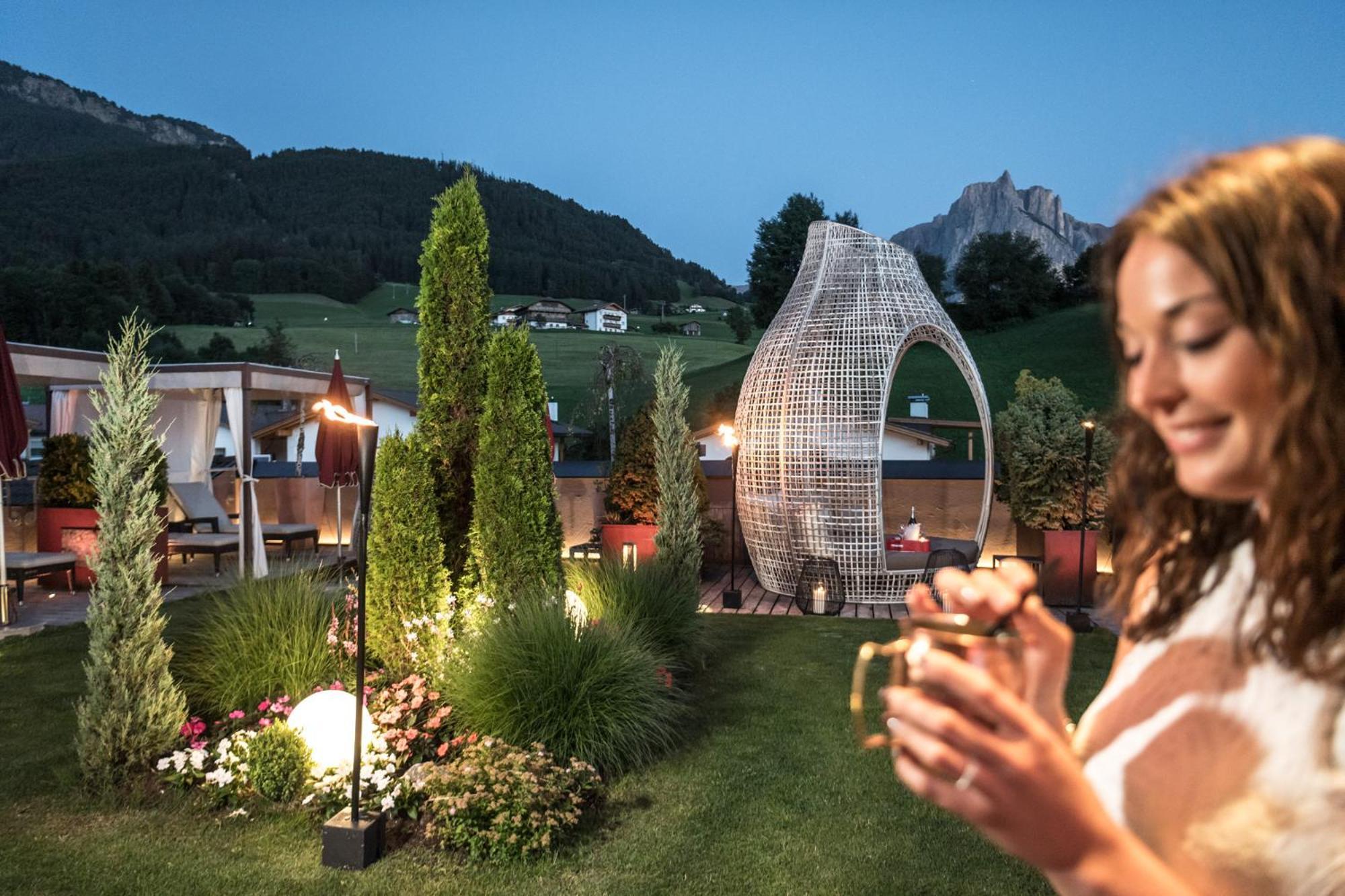 Abinea Dolomiti Romantic Spa Castelrotto Exteriör bild